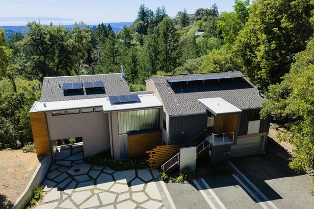 21112 Shear Creek Road, Los Gatos, CA 95033