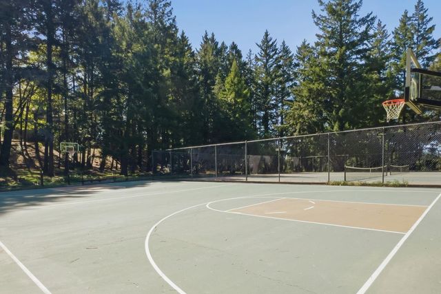 21112 Shear Creek Road, Los Gatos, CA 95033
