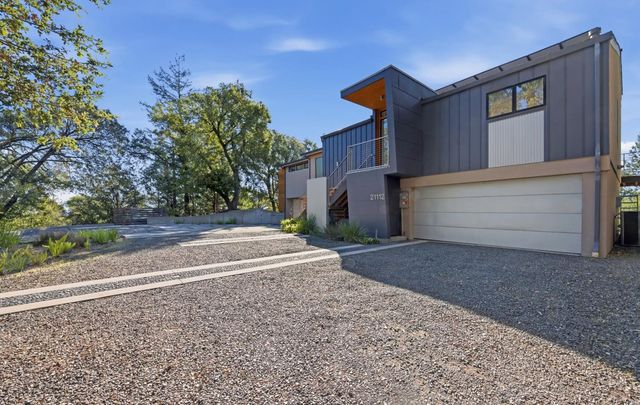 21112 Shear Creek Road, Los Gatos, CA 95033
