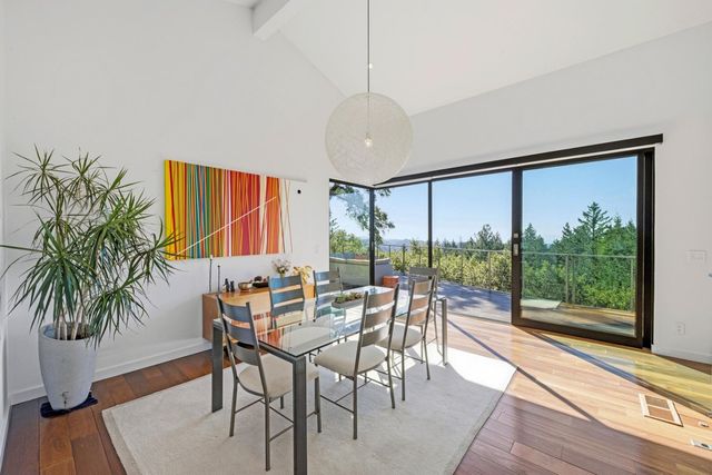 21112 Shear Creek Road, Los Gatos, CA 95033