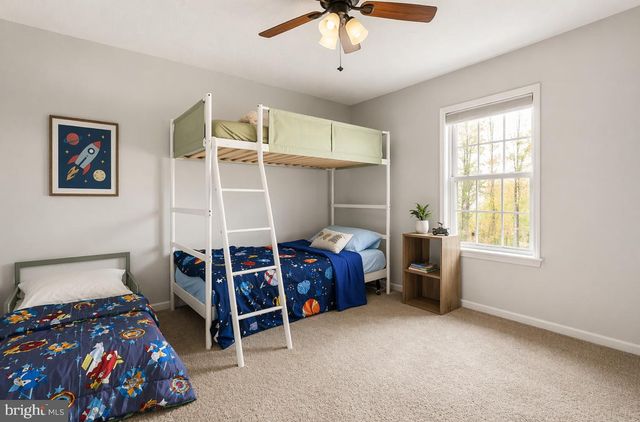149 GRAY SQUIRREL RD, Harpers Ferry, WV 25425