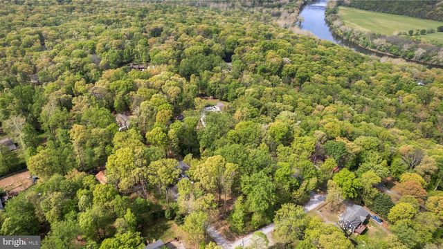 149 GRAY SQUIRREL RD, Harpers Ferry, WV 25425