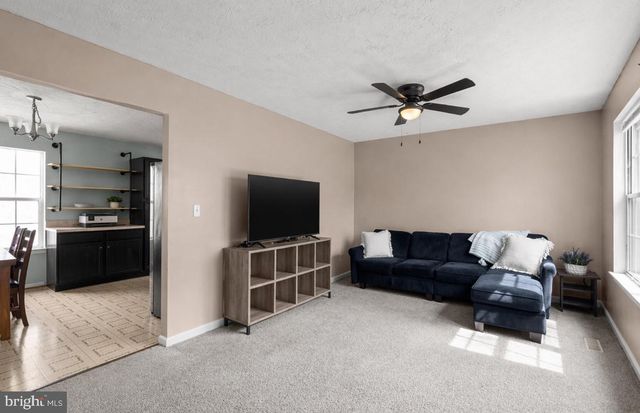149 GRAY SQUIRREL RD, Harpers Ferry, WV 25425