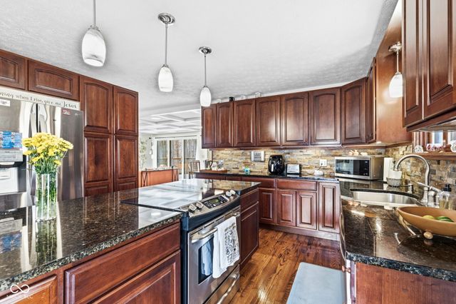 8127 Red Bud Court, Plainfield, IN 46168