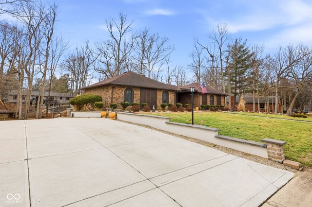 8127 Red Bud Court, Plainfield, IN 46168