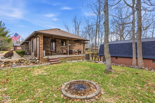 8127 Red Bud Court, Plainfield, IN 46168