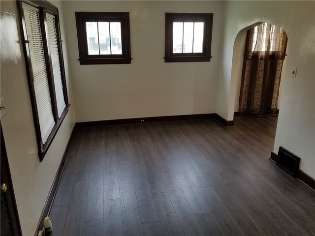 312 Trimble Ave, Carnegie, PA 15106