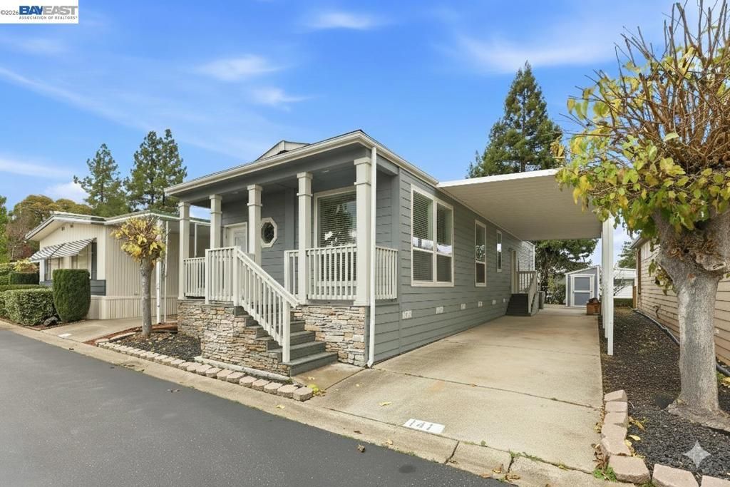 Image 2 of property listing at 3231 Vineyard Ave #141, Pleasanton, CA 94566