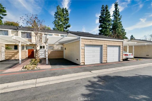 3340 E Collins Avenue 21, Orange, CA 92867