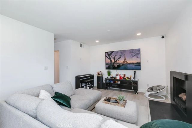 3340 E Collins Avenue 21, Orange, CA 92867