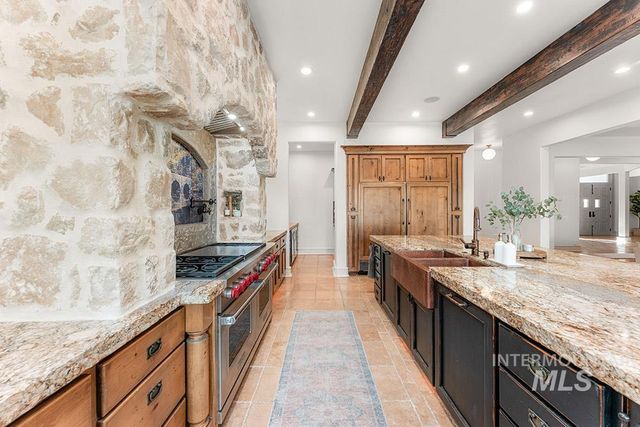 1222 S Lake Pointe Way, Eagle, ID 83616