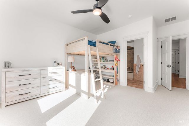 1222 S Lake Pointe Way, Eagle, ID 83616