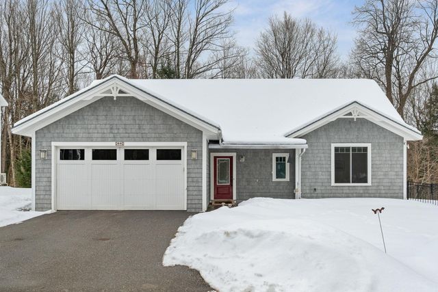 64 Webster Ridge, Shelburne, VT 05482