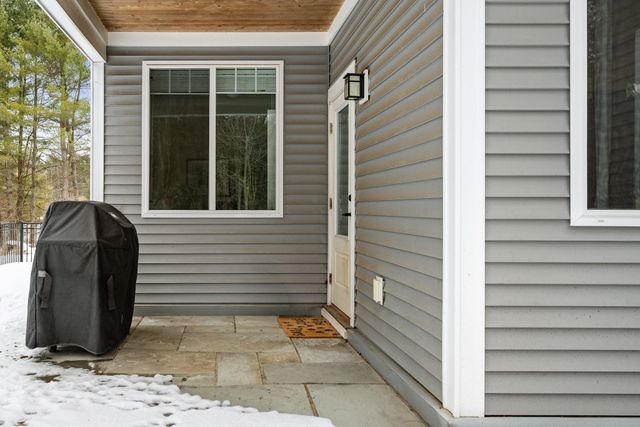 64 Webster Ridge, Shelburne, VT 05482