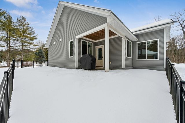 64 Webster Ridge, Shelburne, VT 05482