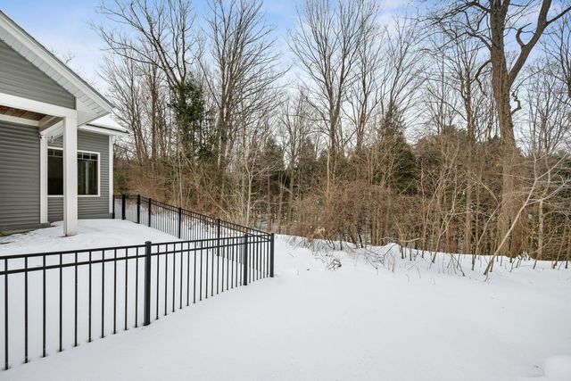 64 Webster Ridge, Shelburne, VT 05482