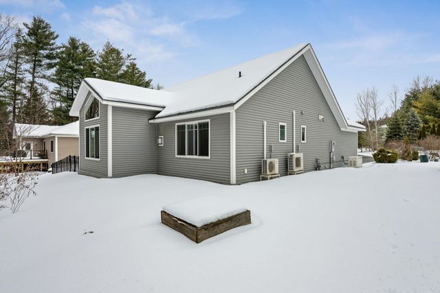 64 Webster Ridge, Shelburne, VT 05482