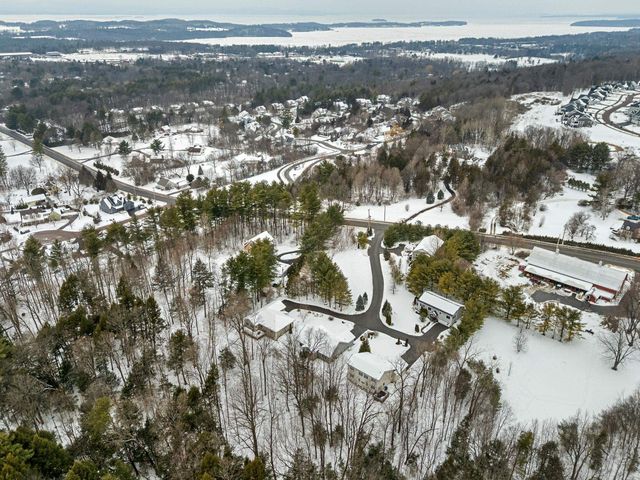 64 Webster Ridge, Shelburne, VT 05482