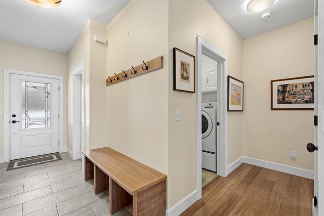 64 Webster Ridge, Shelburne, VT 05482