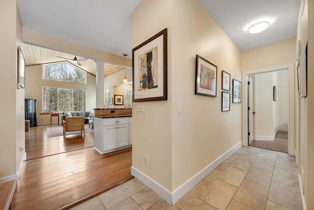 64 Webster Ridge, Shelburne, VT 05482