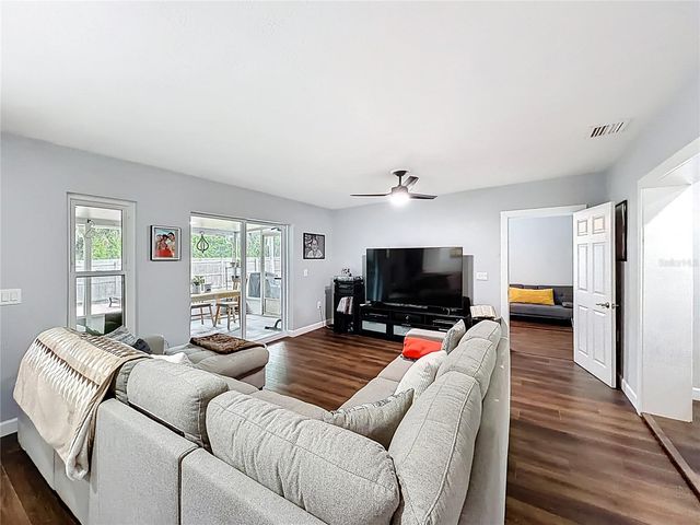 1092 W RIVIERA BOULEVARD, Oviedo, FL 32765