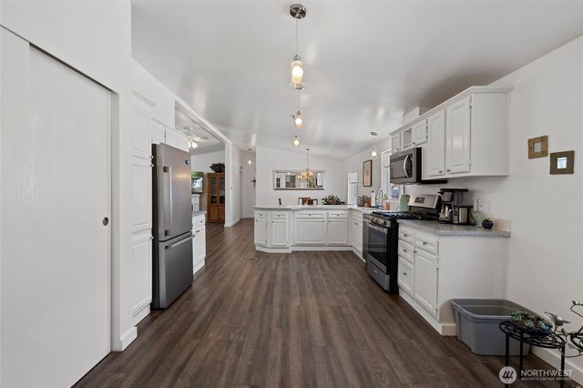 885 Carriage Court, Sedro Woolley, WA 98284