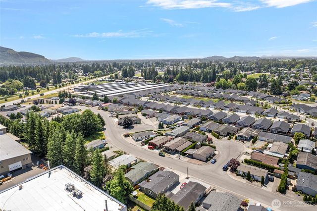 885 Carriage Court, Sedro Woolley, WA 98284