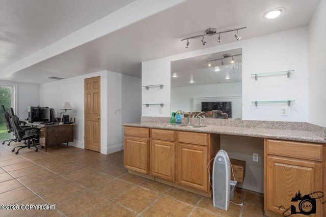 17201 W Lighthouse Drive, Big Lake, AK 99652