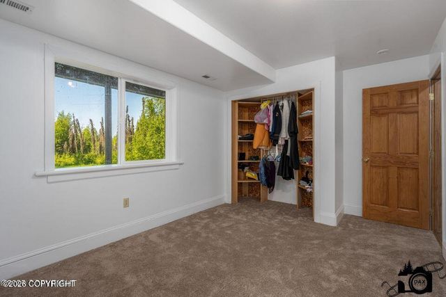 17201 W Lighthouse Drive, Big Lake, AK 99652