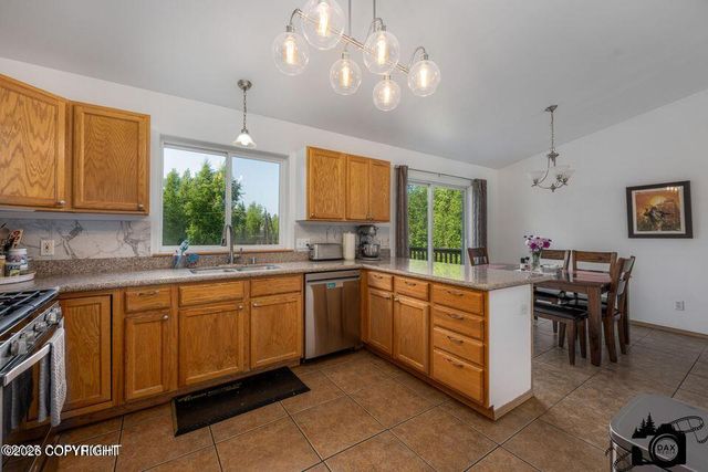 17201 W Lighthouse Drive, Big Lake, AK 99652