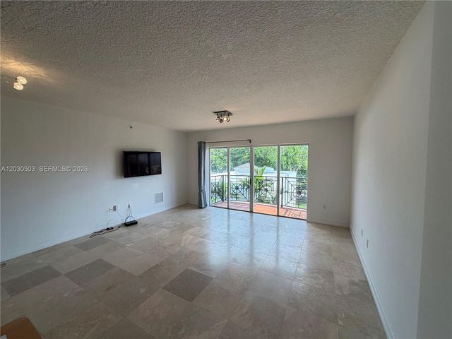 101 Sidonia Avenue 402, Coral Gables, FL 33134