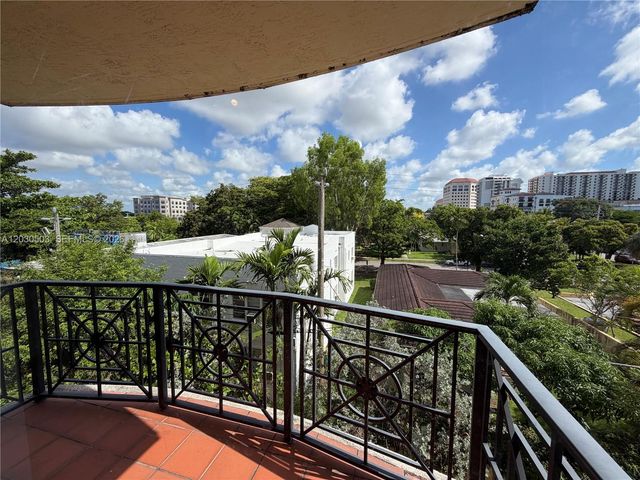 101 Sidonia Avenue 402, Coral Gables, FL 33134