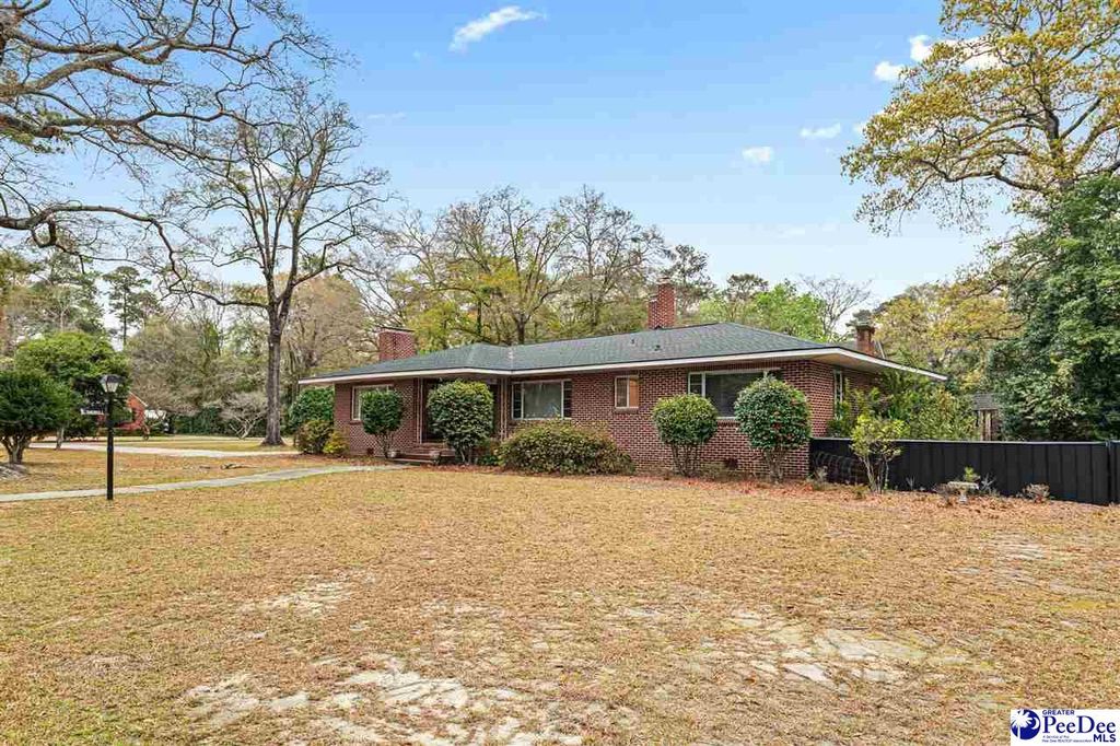 600 Greenway Dr, Florence, SC 29501