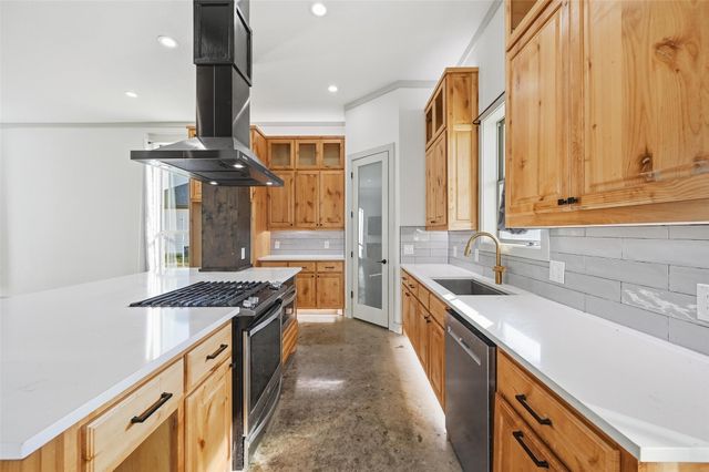 3131 Sanger Creek Way, Waxahachie, TX 75165