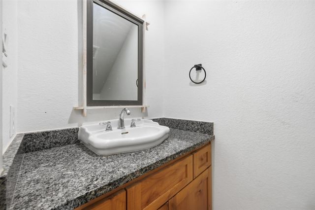 3131 Sanger Creek Way, Waxahachie, TX 75165