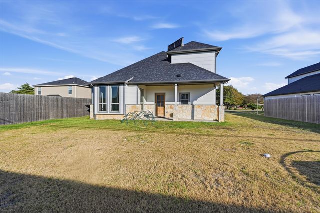 3131 Sanger Creek Way, Waxahachie, TX 75165