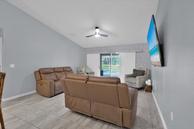 249 SE Whitmore Drive, Port St. Lucie, Port St Lucie, FL 34984