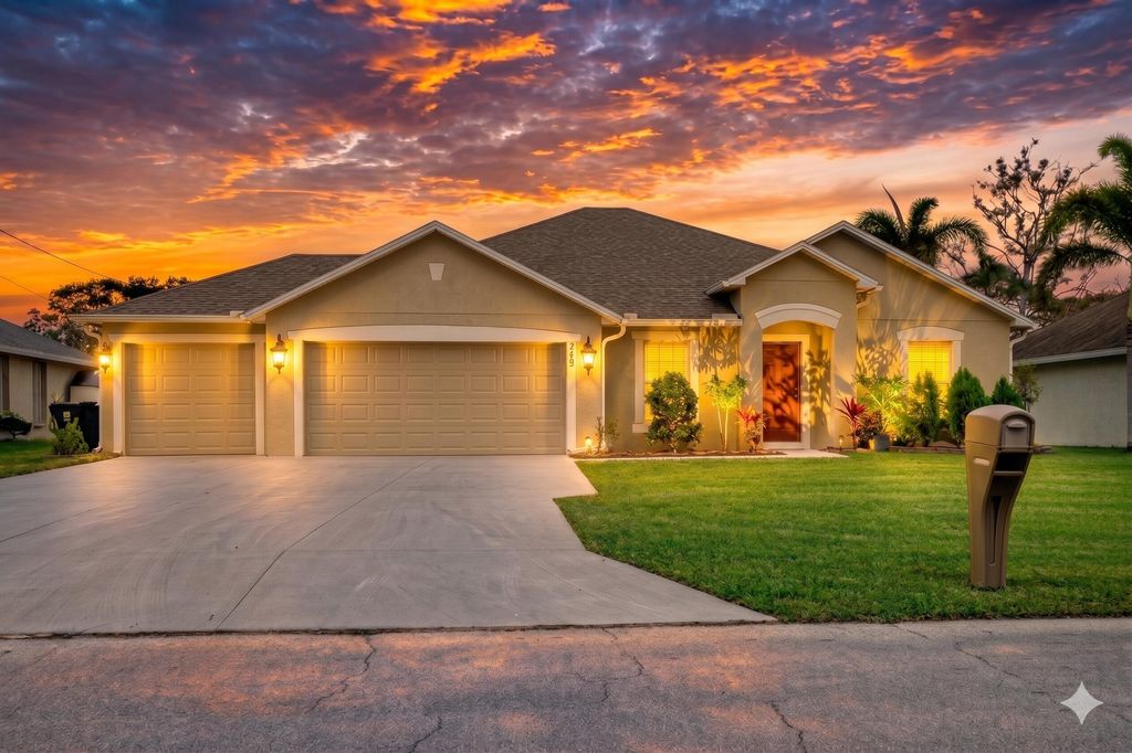 249 SE Whitmore Drive, Port St. Lucie, Port St Lucie, FL 34984