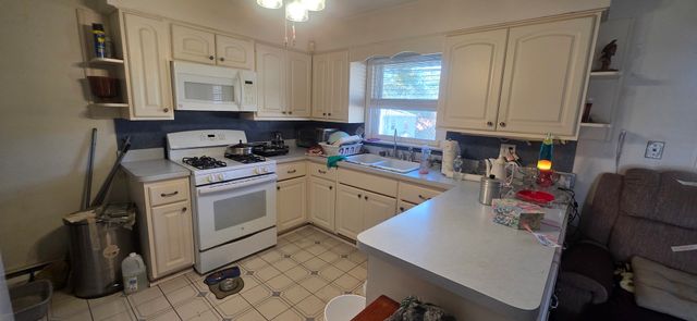 523 8th Street, Chicago Heights, IL 60411