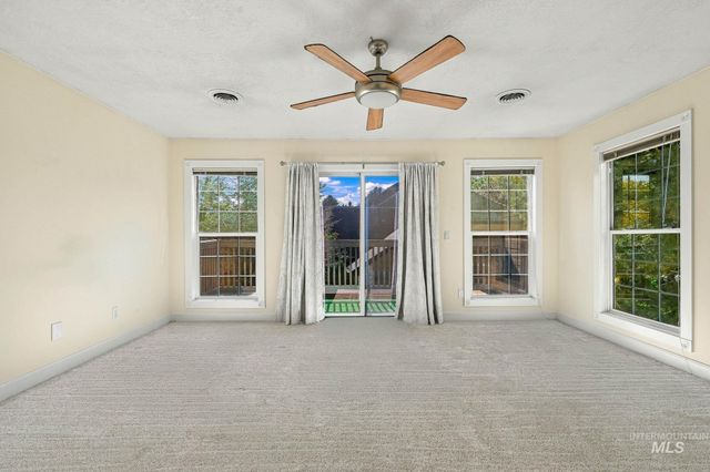1179 S Arbor Island Pl, Eagle, ID 83616