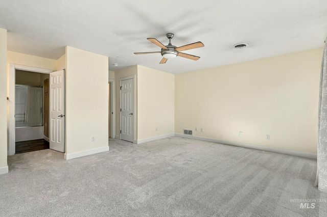 1179 S Arbor Island Pl, Eagle, ID 83616