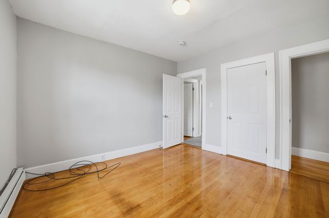 8 Hooper St 3, Worcester, MA 01605