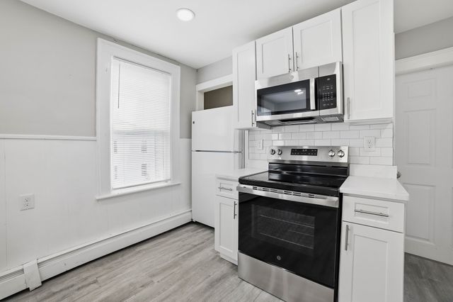 8 Hooper St 3, Worcester, MA 01605