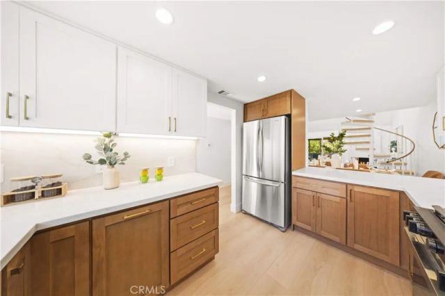 15 Eucalyptus, Irvine, CA 92612
