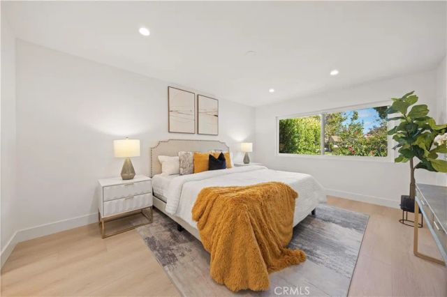 15 Eucalyptus, Irvine, CA 92612