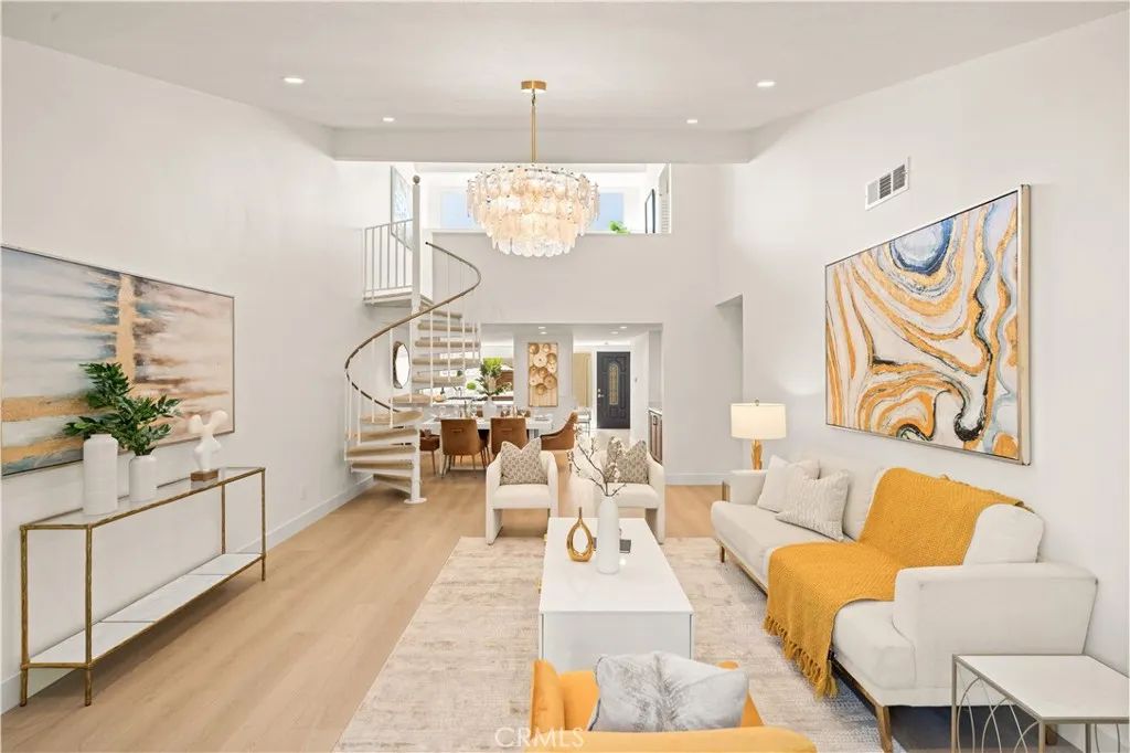 15 Eucalyptus, Irvine, CA 92612