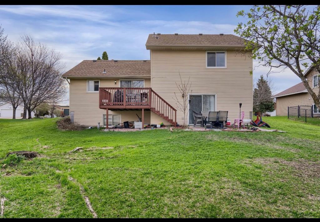 9119 Regent Parkway, Brooklyn Park, MN 55443 — photo 3