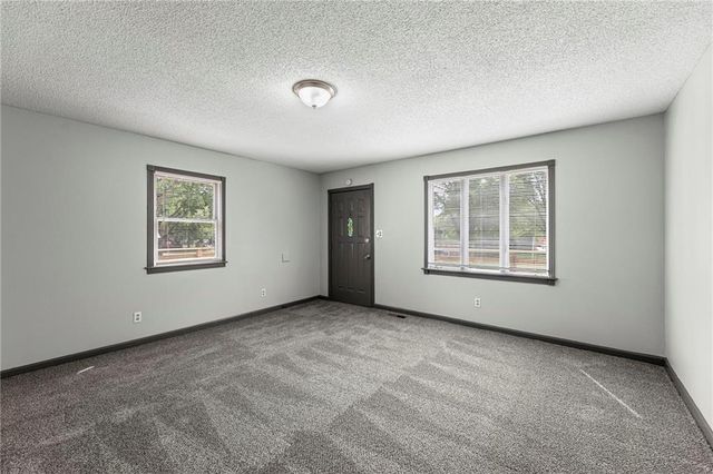 1120 Pottawatomie Street, Leavenworth, KS 66048