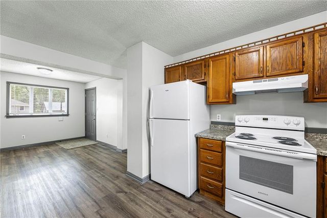 1120 Pottawatomie Street, Leavenworth, KS 66048