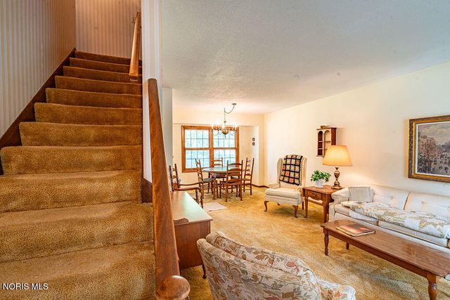 2012 Belvedere Drive, Toledo, OH 43614
